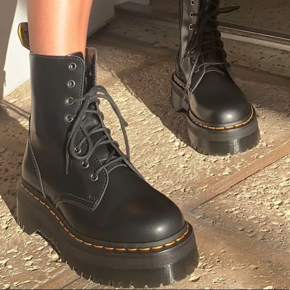 NWT Dr. Martens Platform